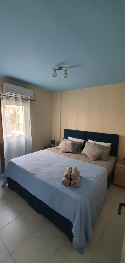 Stefaris "Koutsou Court 105" Lägenhet Larnaca Exteriör bild